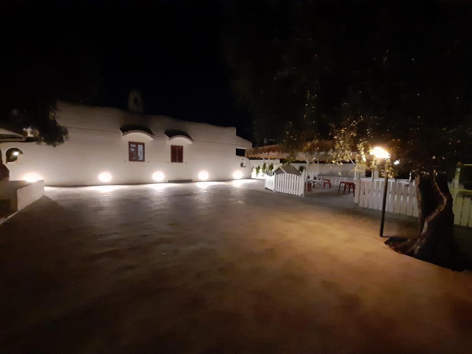 Residence Adriatico Mattinata Buitenkant foto